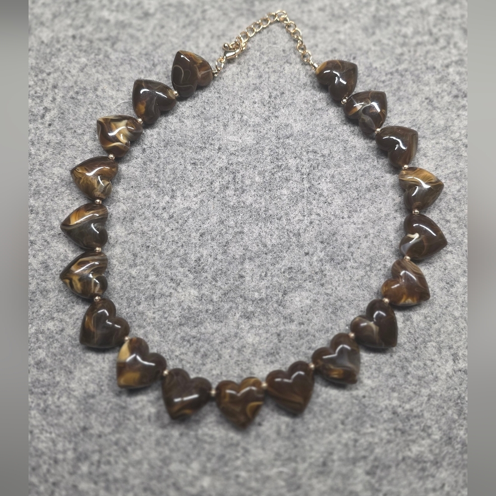 Heart-Shaped Brown Necklace